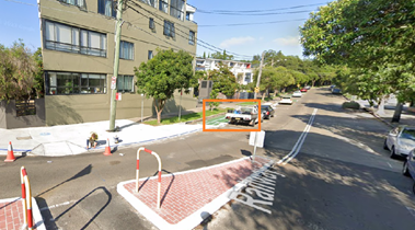 A street with a car on it

AI-generated content may be incorrect.