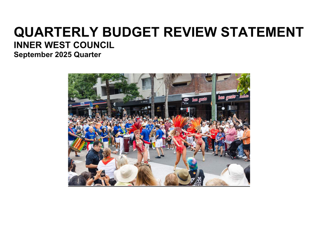 A group of people in a parade

AI-generated content may be incorrect.